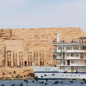 movenpick-prince-abbas-lake-nasser-monday-four-nights.hotels-luxor-egypt.com/